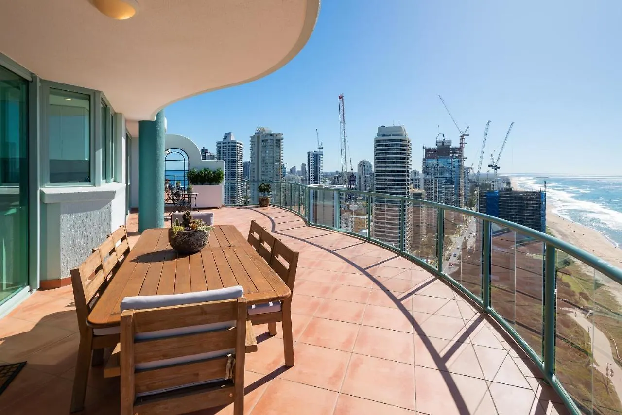 The Waterford On Main Beach Gold Coast Avustralya