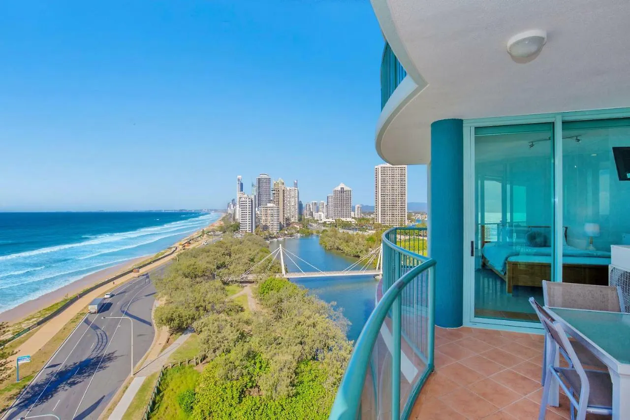 Resort The Waterford On Main Beach Gold Coast