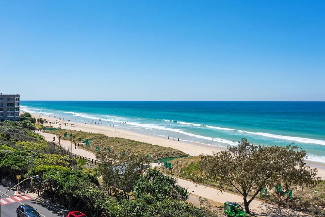 Resort The Waterford On Main Beach Gold Coast