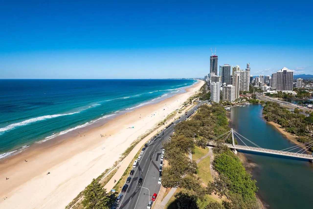 The Waterford On Main Beach Gold Coast 4*,