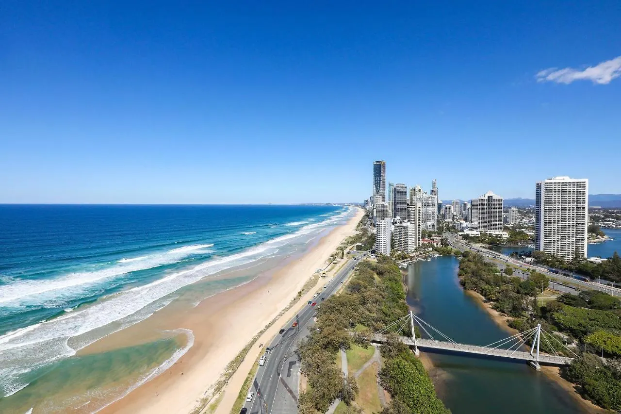 **** Resort The Waterford On Main Beach Gold Coast Australia
