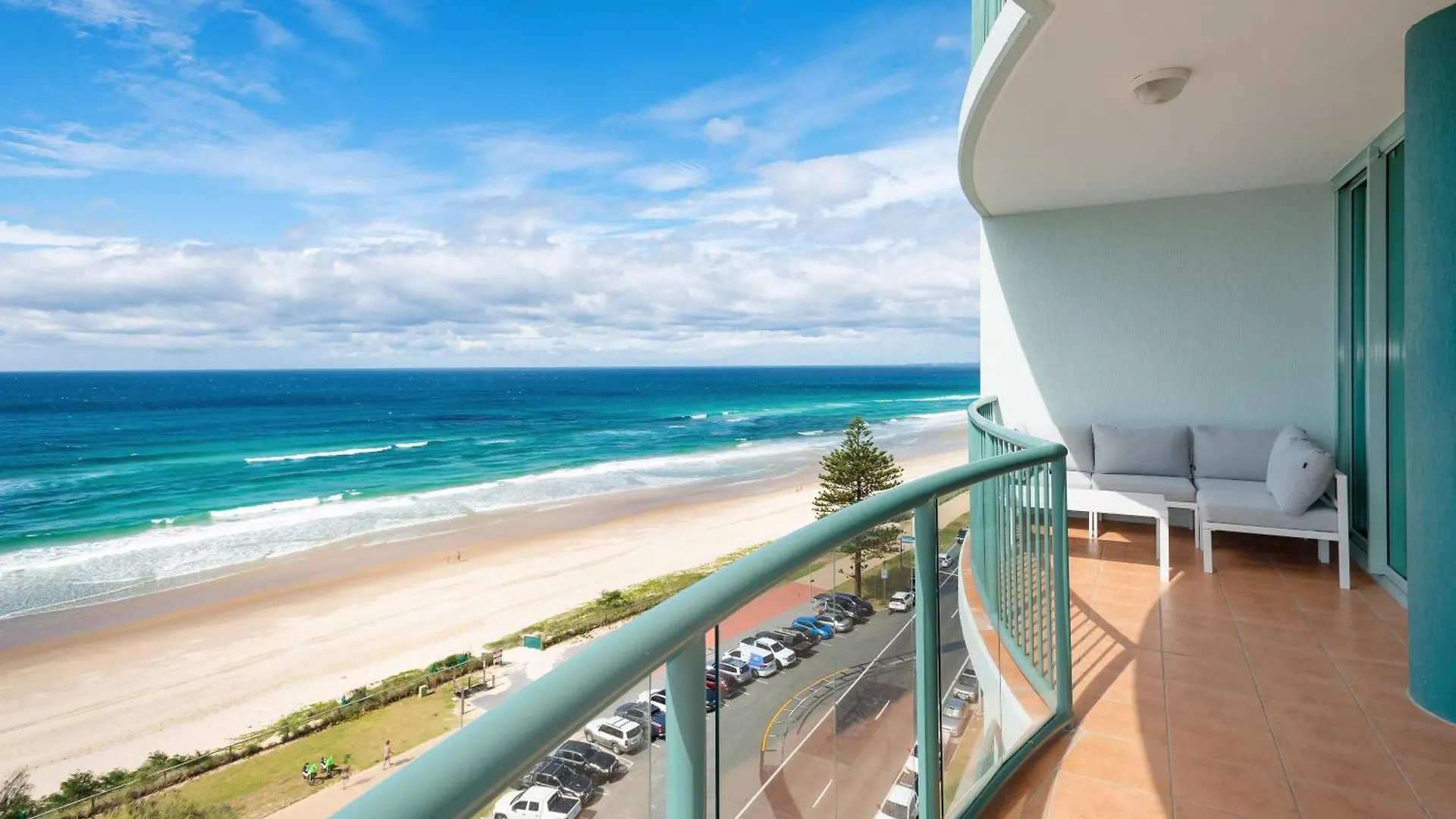 The Waterford On Main Beach Gold Coast 4*,  Australia