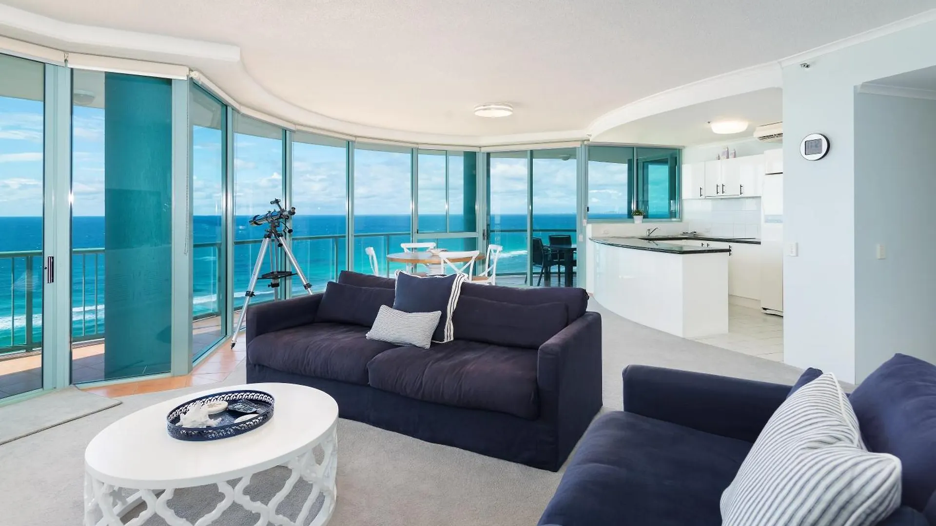 Resort The Waterford On Main Beach Gold Coast
