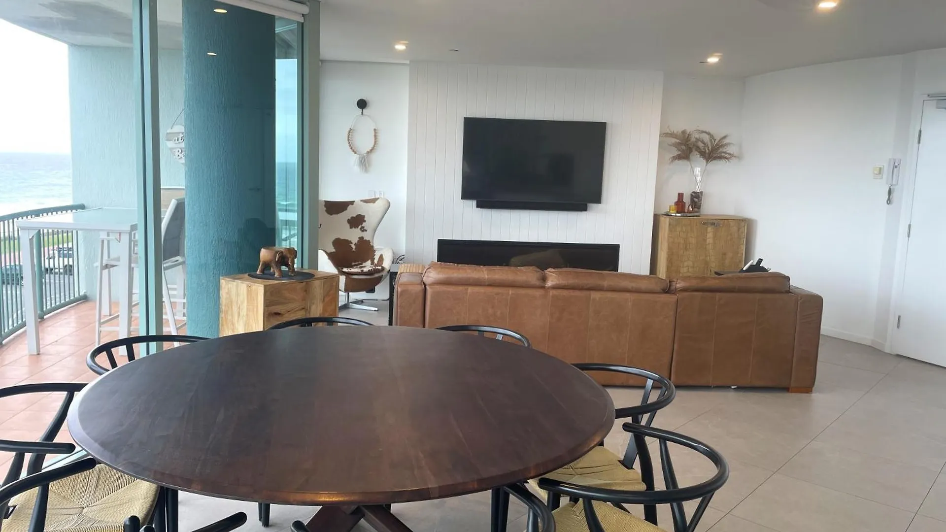 Resort The Waterford On Main Beach Gold Coast