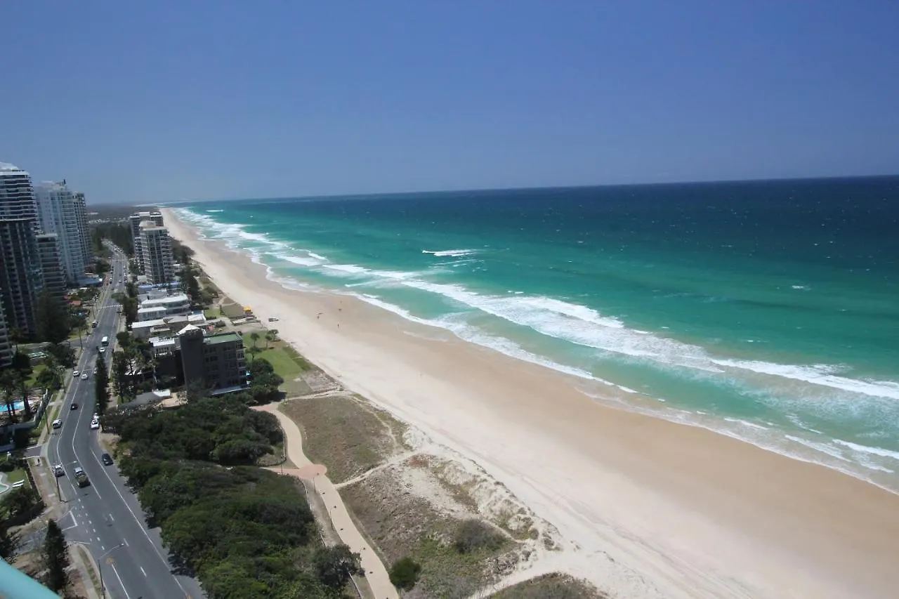 **** Resort The Waterford On Main Beach Gold Coast Australia